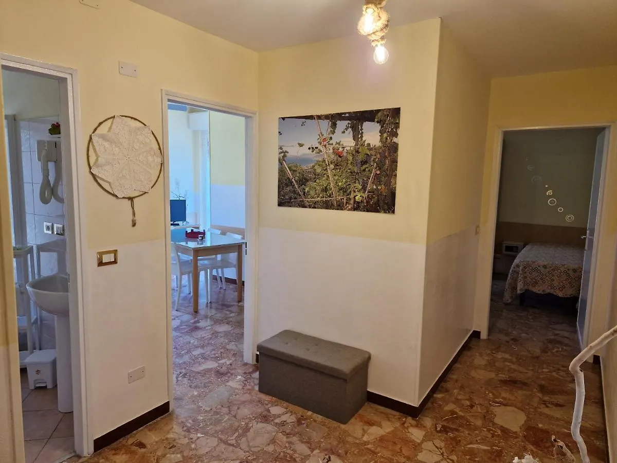 Ligure Residence Borgio Verezzi 0*,